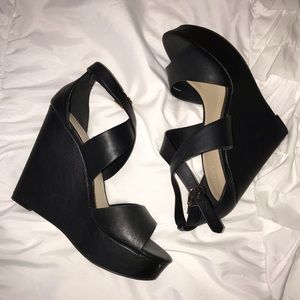 WEDGE HEELS